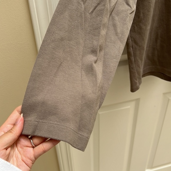 Soft brown long sleeve - Picture 5 of 6